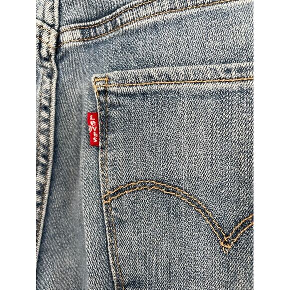 Levi's‎ 724 Distressed High Rise Straight Jeans Women's Size 29 Blue Medium Wash - Picture 7 of 14